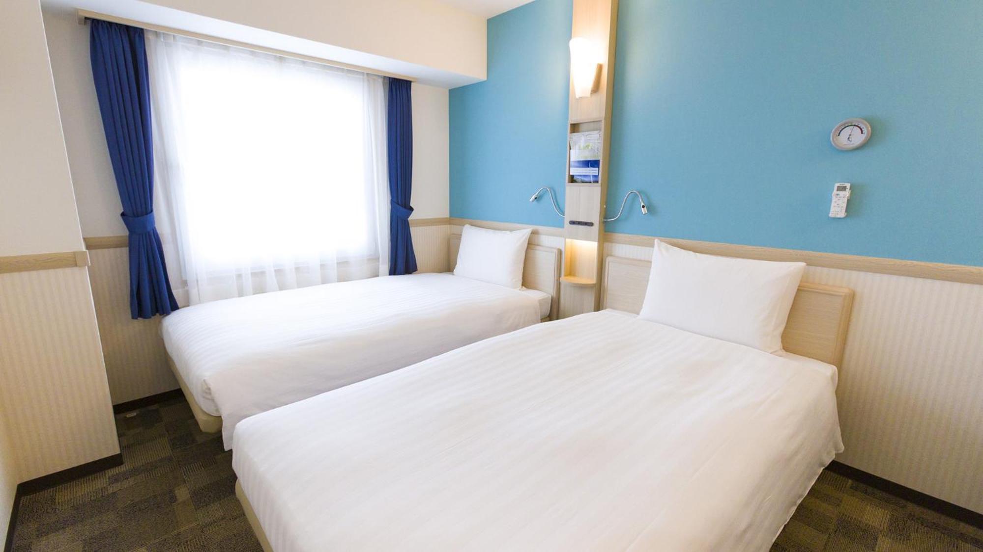 Toyoko Inn Shizuoka Eki Kita Guchi Chambre photo
